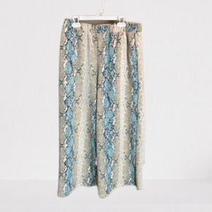 Snakeskin print pants size Medium